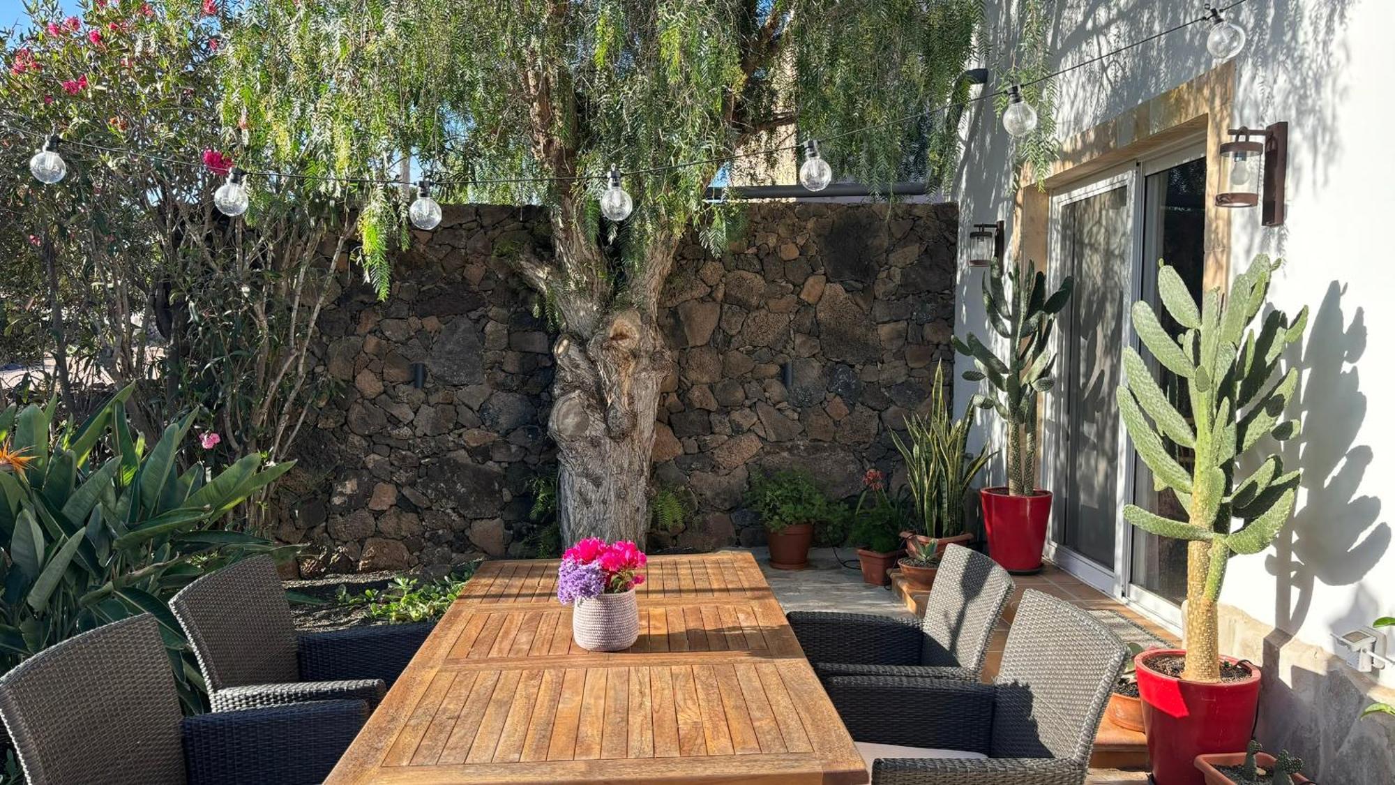 Home2Book Charming Casa Julianna Lajares Esterno foto